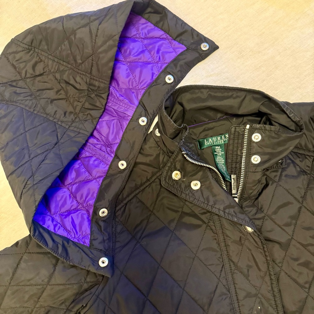 Lauren Ralph Lauren Quilted Jacket PM (Petite Medium) Black Like New-preloved - Picture 5 of 13